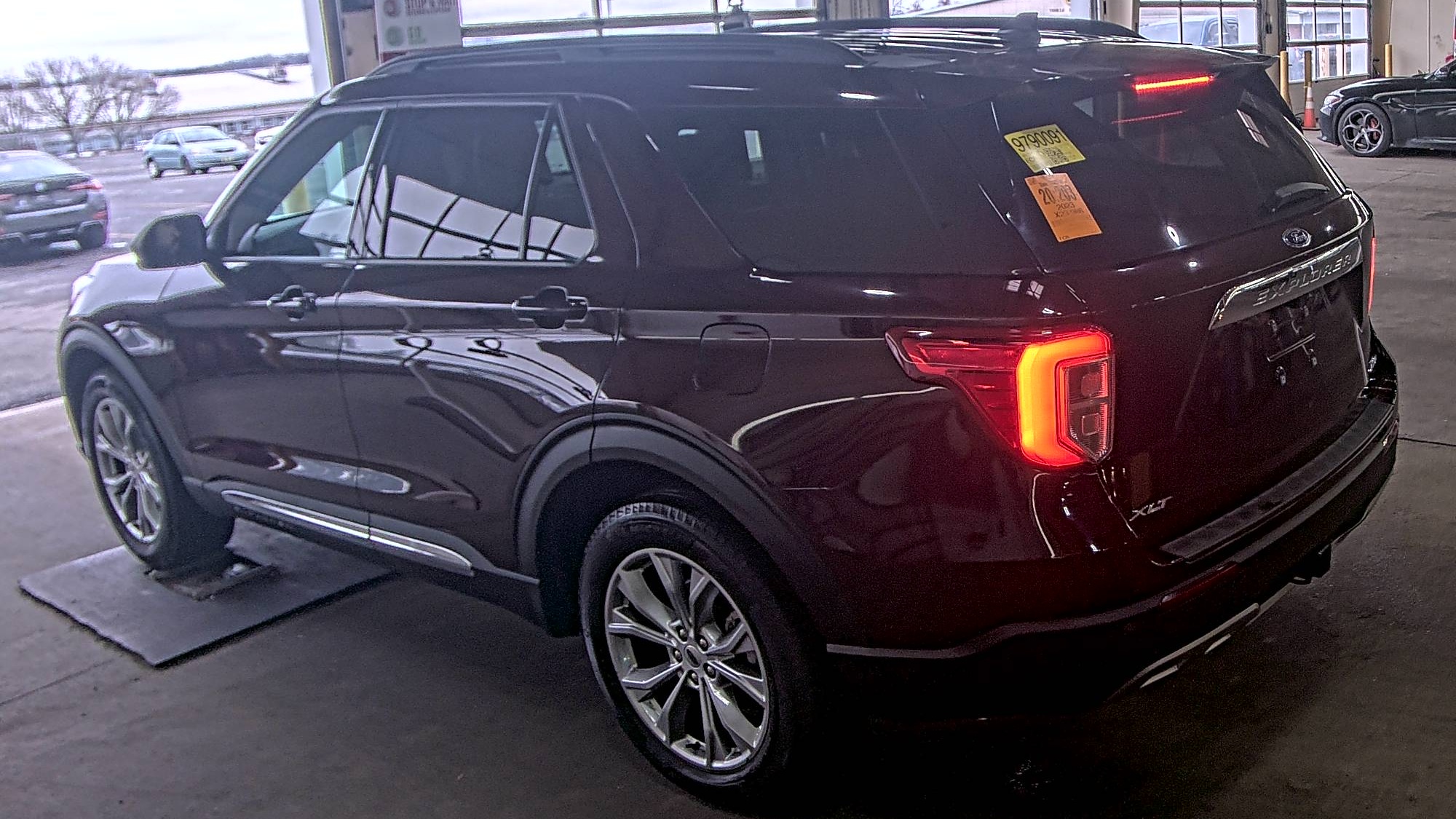 2023 Ford Explorer XLT AWD