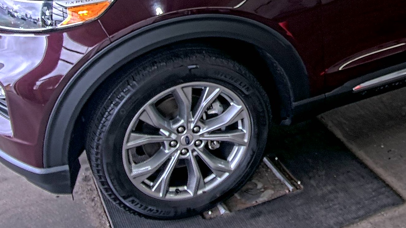 2023 Ford Explorer XLT AWD