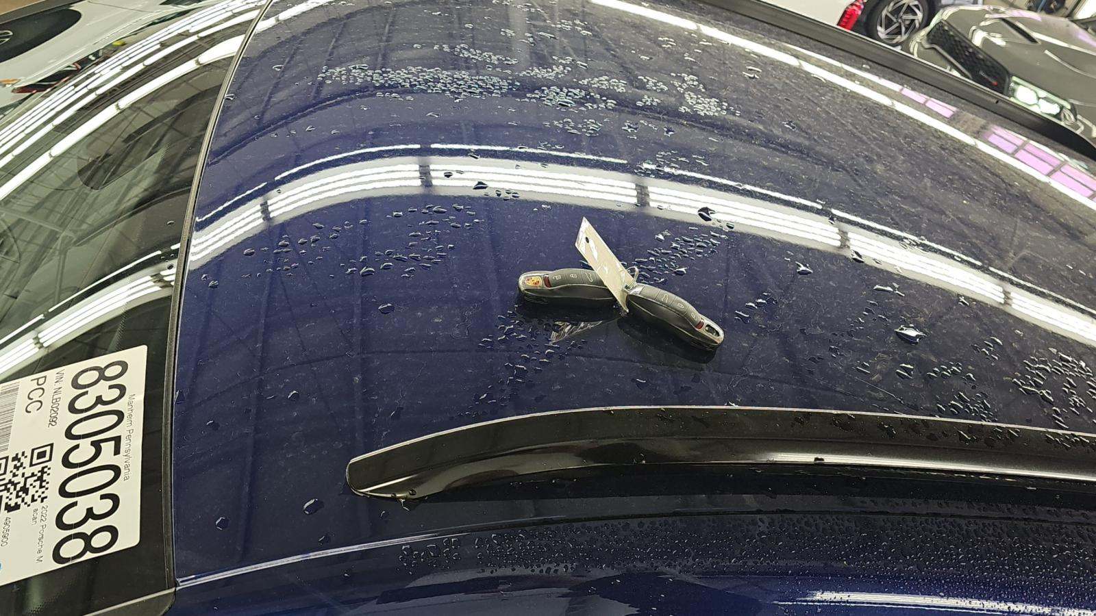 2022 Porsche Macan Base AWD