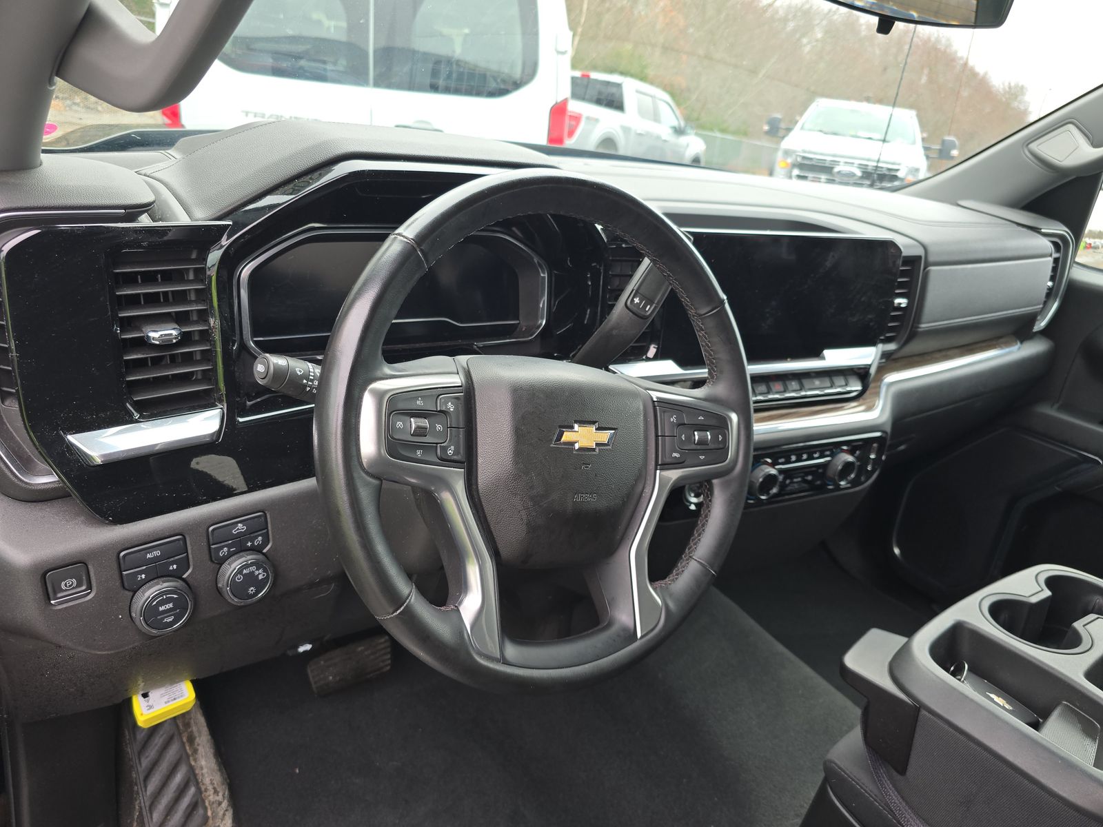 2023 Chevrolet Silverado 1500 LT AWD