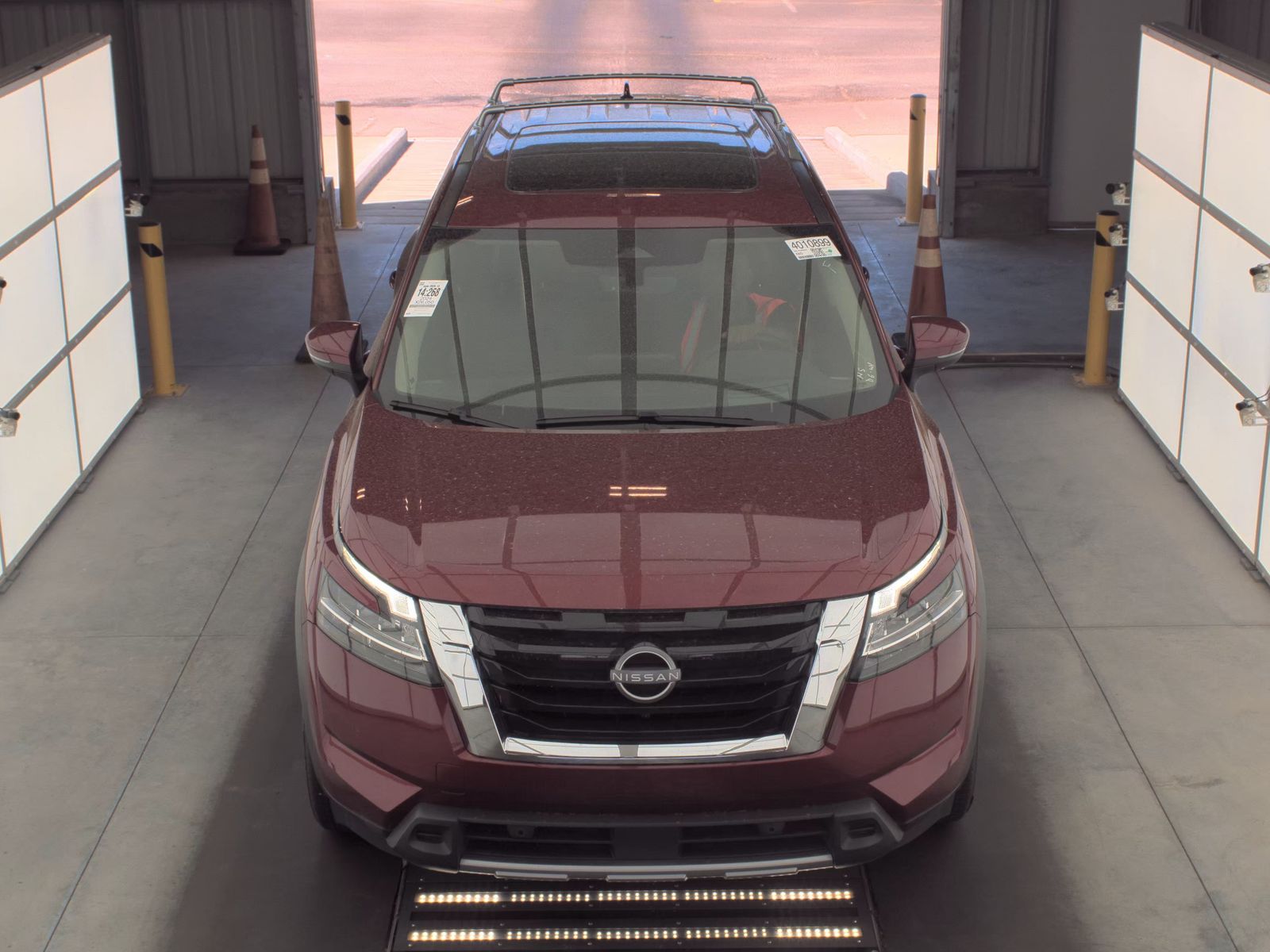 2024 Nissan Pathfinder Platinum FWD