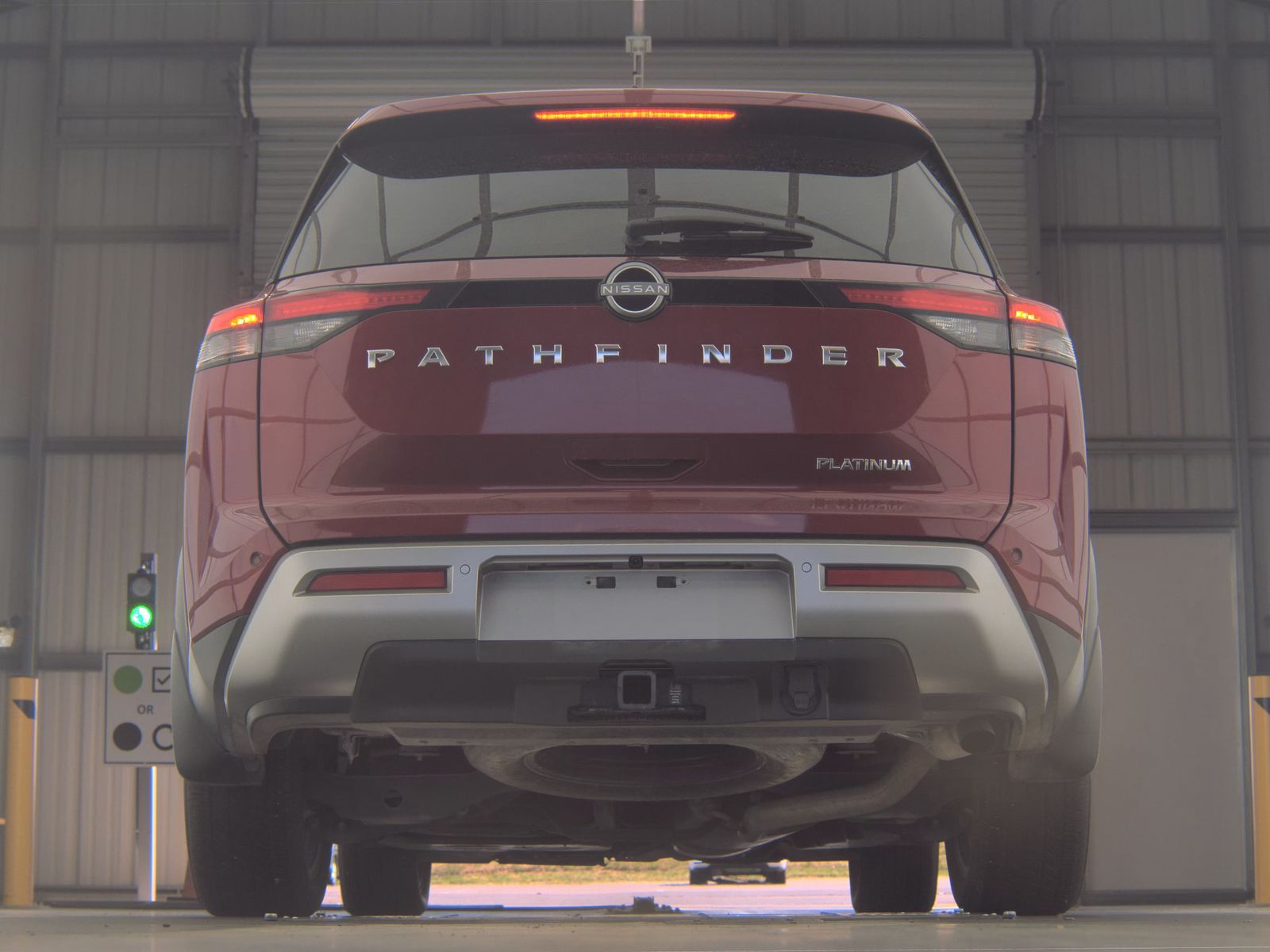 2024 Nissan Pathfinder Platinum FWD