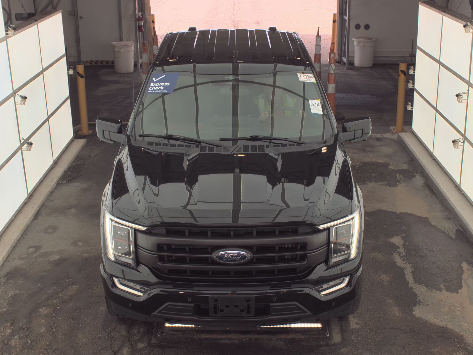 2023 Ford F-150 Lariat AWD