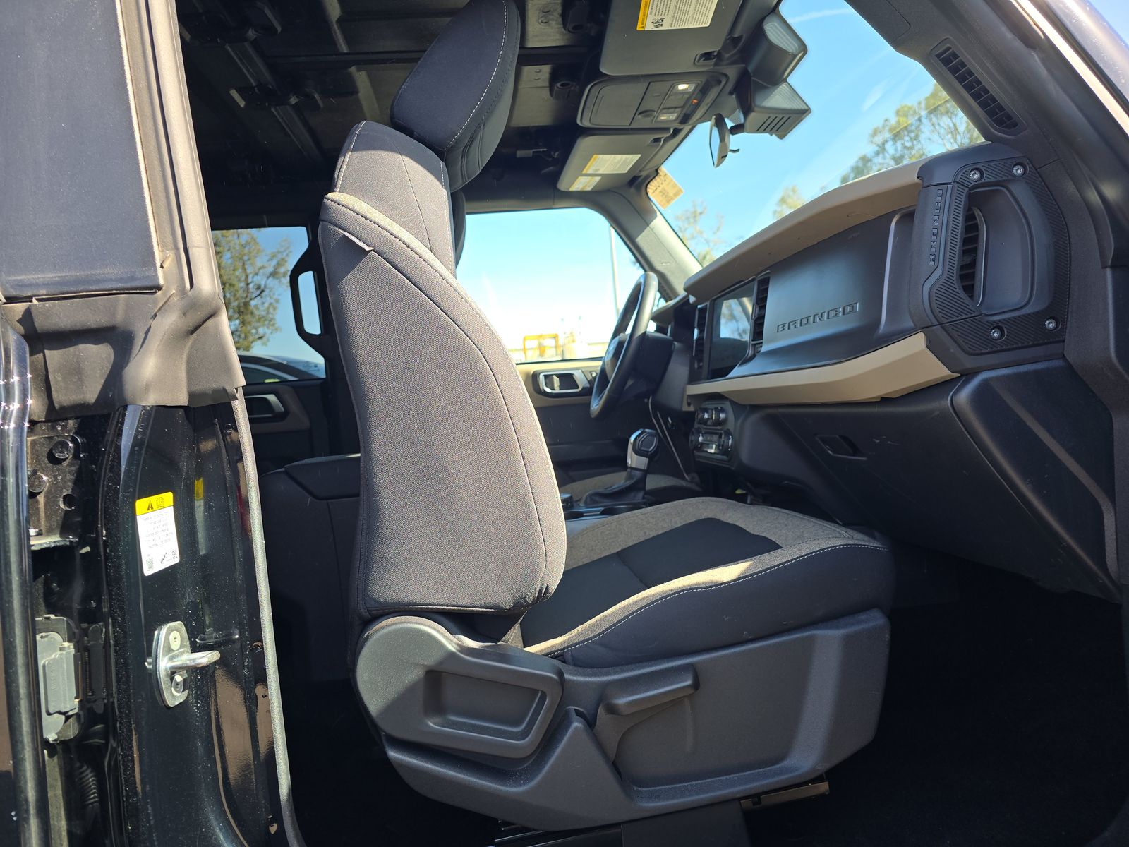 FORD BRONCO - 9