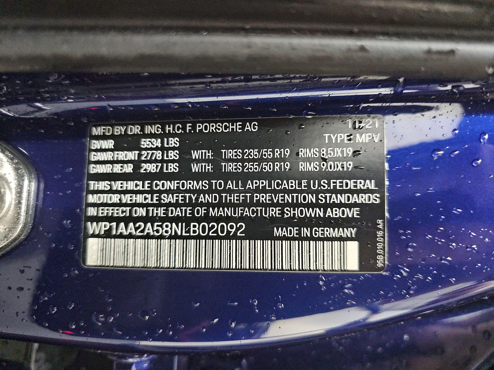 2022 Porsche Macan Base AWD