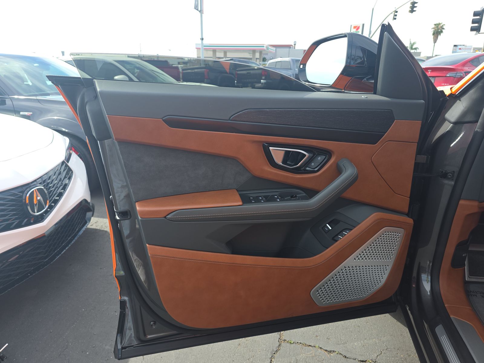 2022 Lamborghini Urus Base AWD