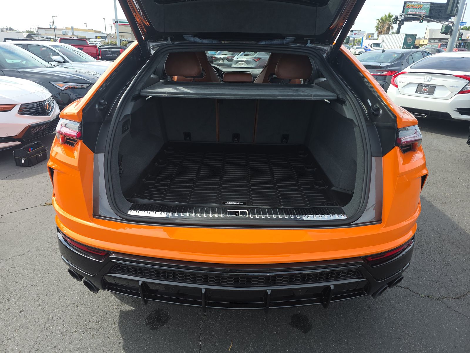 2022 Lamborghini Urus Base AWD