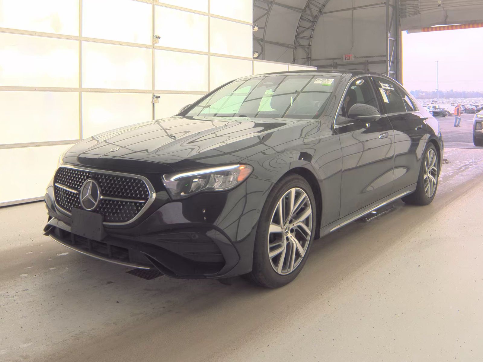 MERCEDES-BENZ E-CLASS - 1