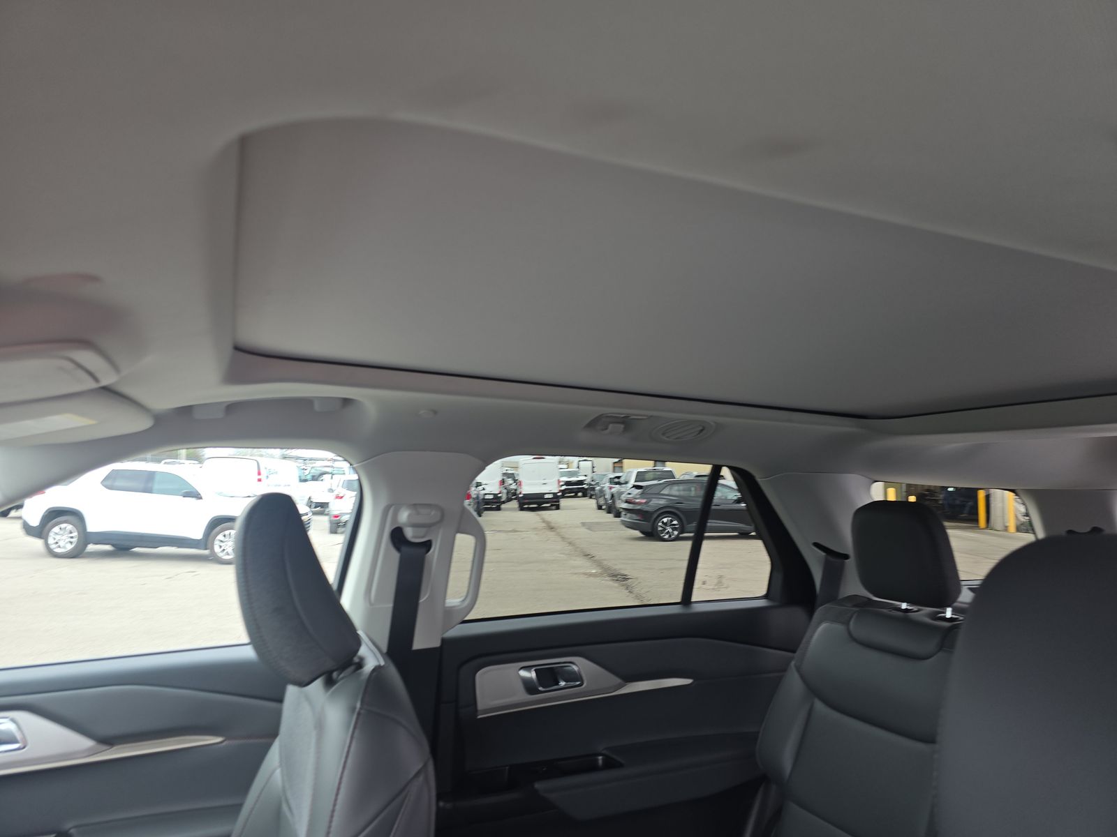 2025 Ford Explorer Active AWD