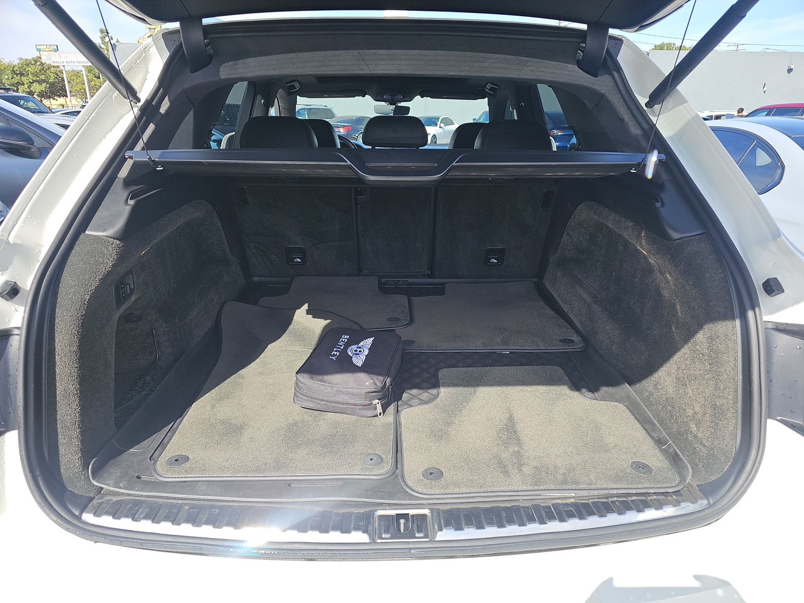 2019 Bentley Bentayga V8 AWD