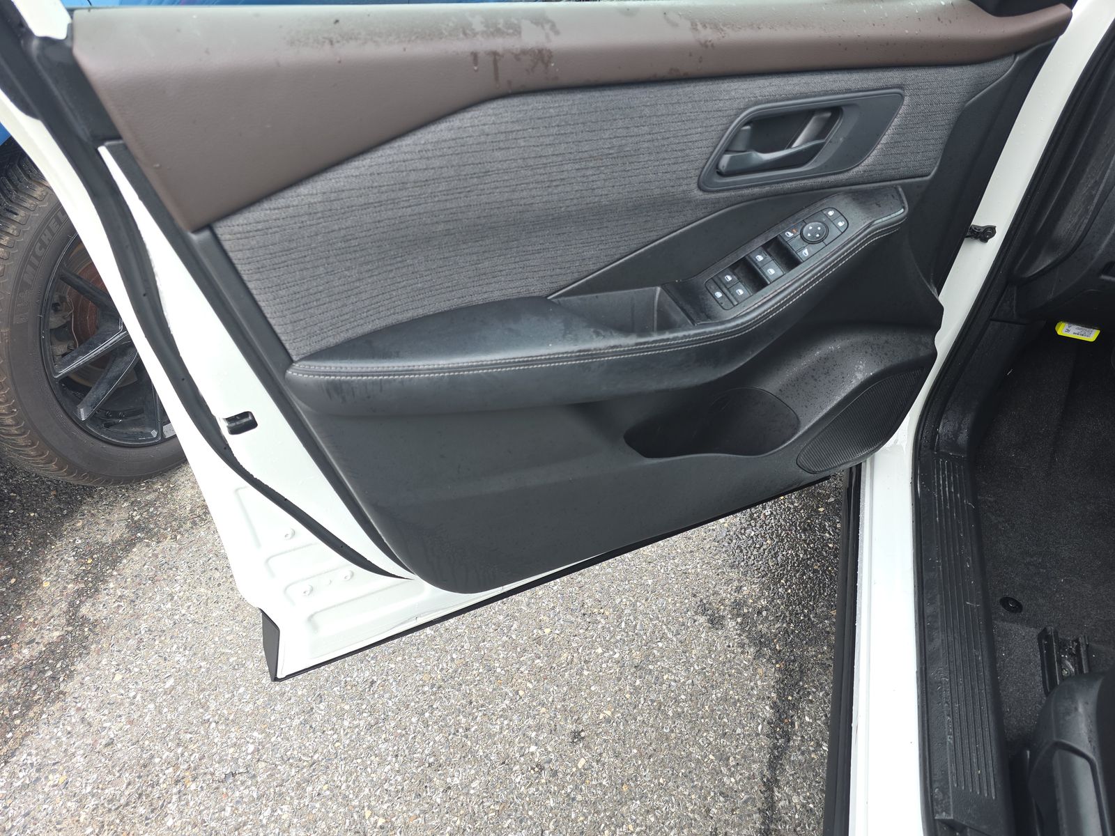 2022 Nissan Rogue S FWD