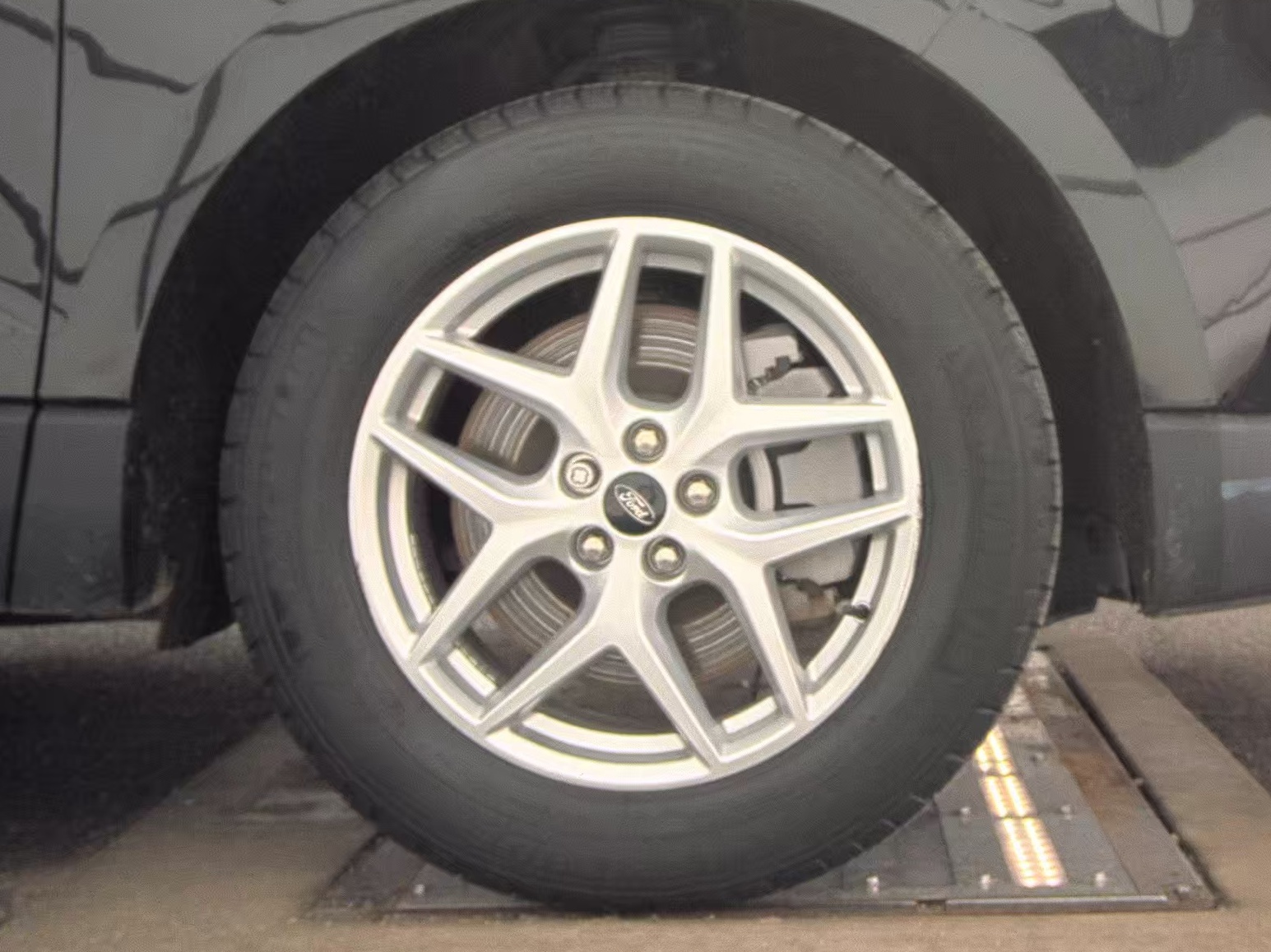 2023 Ford Edge SEL AWD