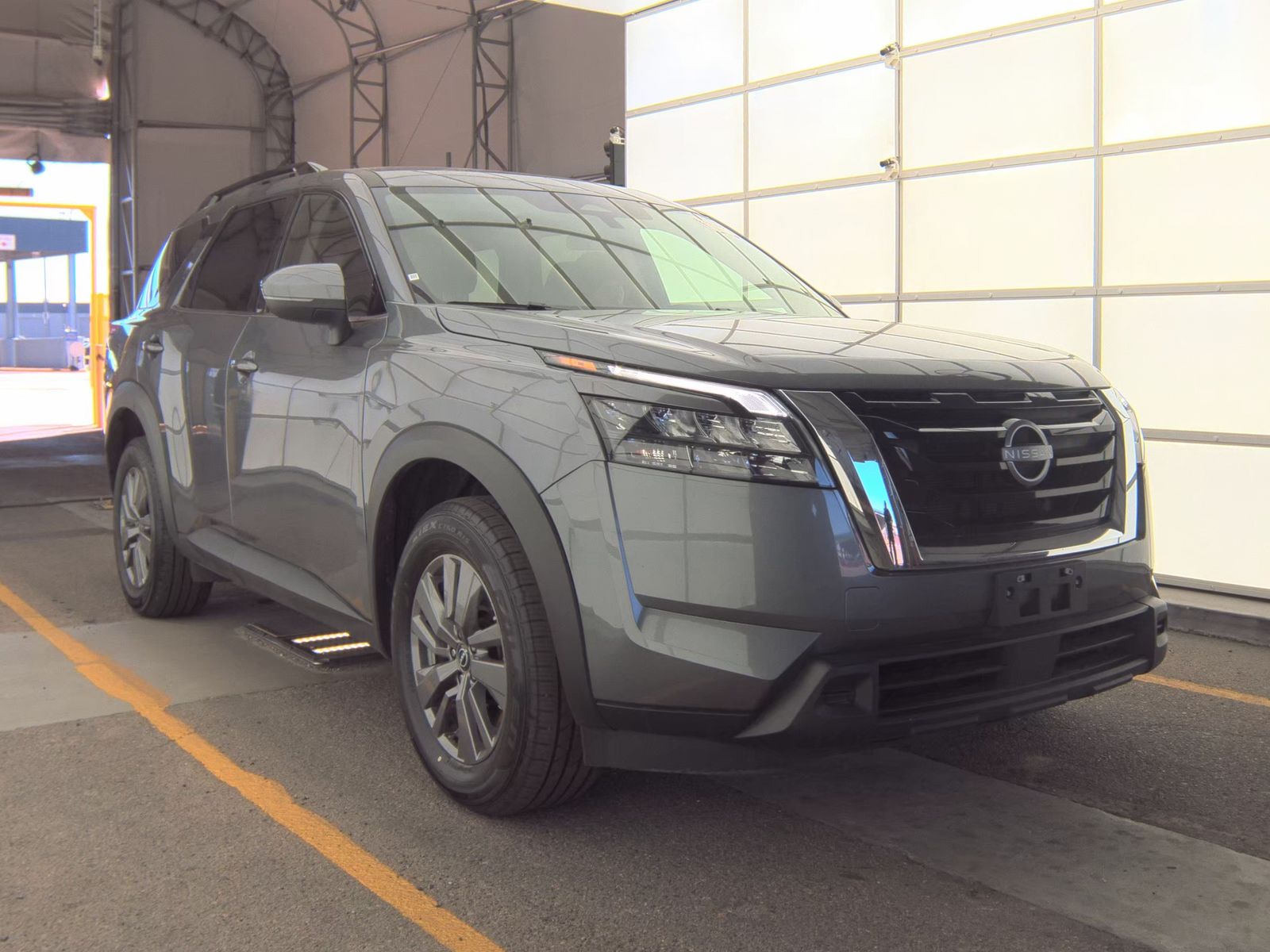 2025 Nissan Pathfinder SV AWD