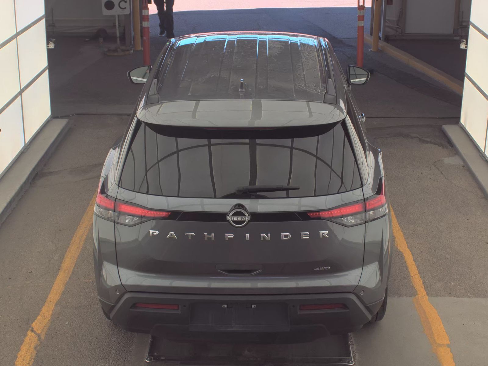 2025 Nissan Pathfinder SV AWD