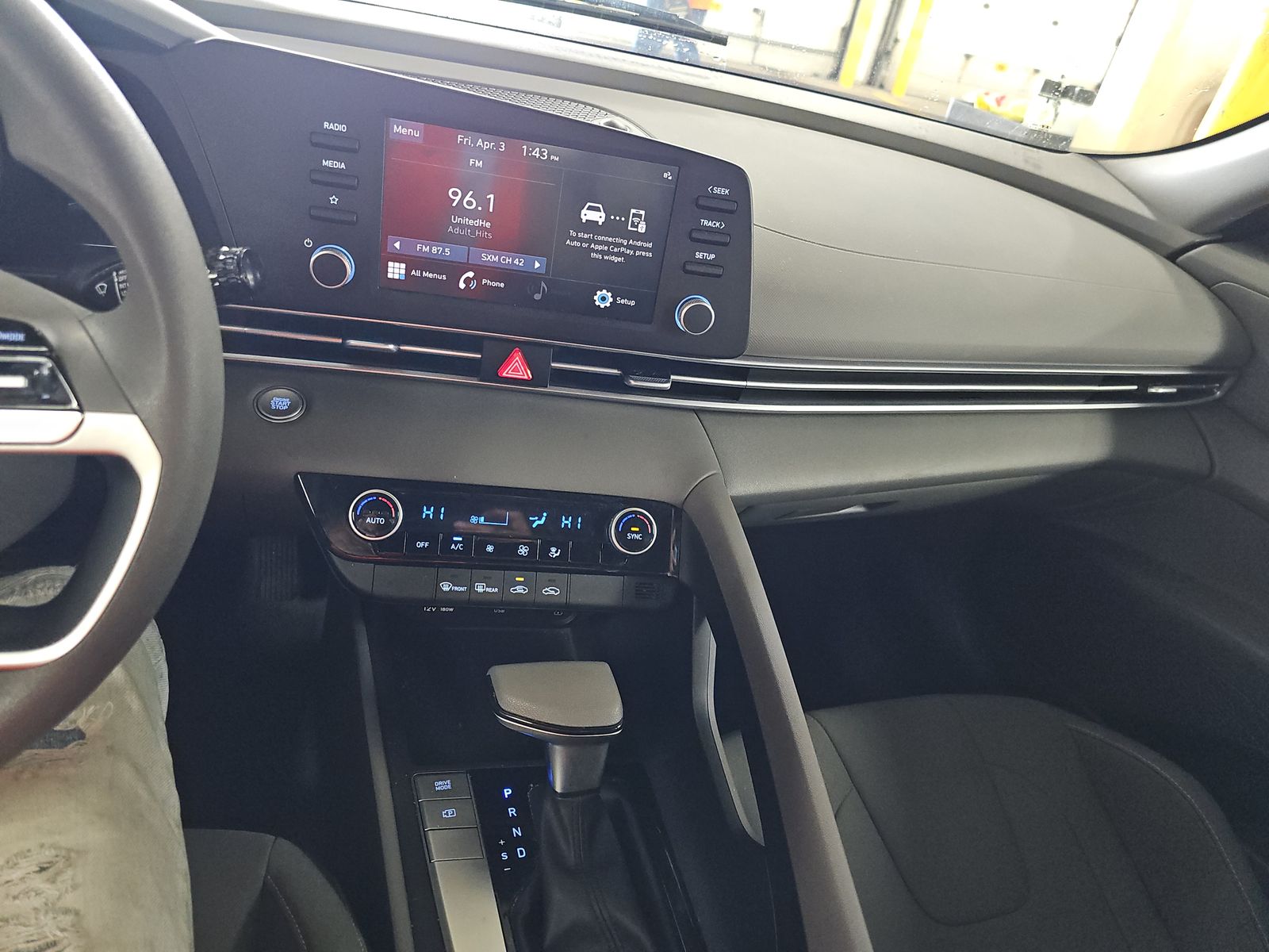 2023 Hyundai Elantra SEL FWD