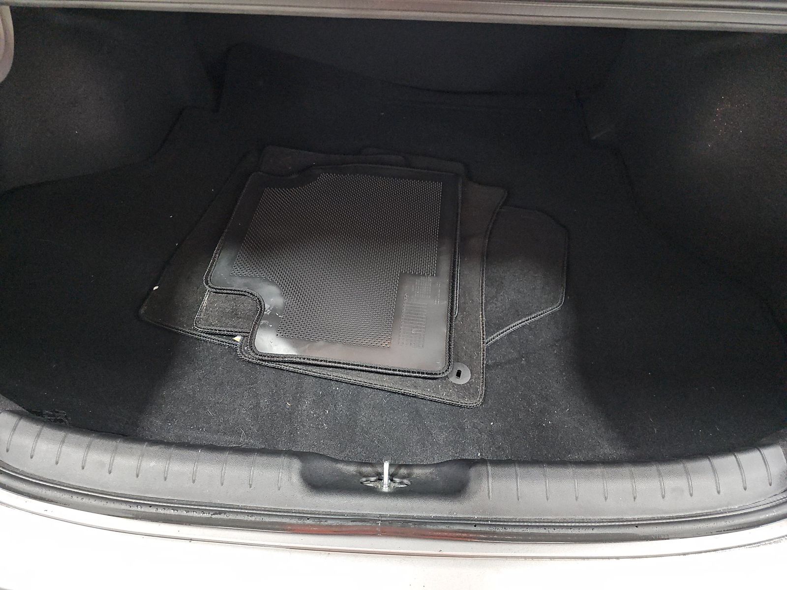 2023 Hyundai Elantra SEL FWD