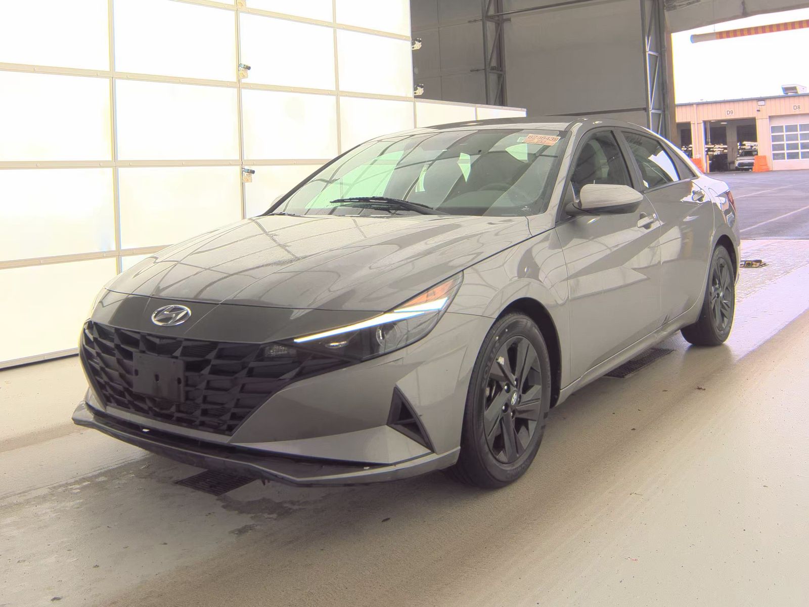 2023 Hyundai Elantra SEL FWD