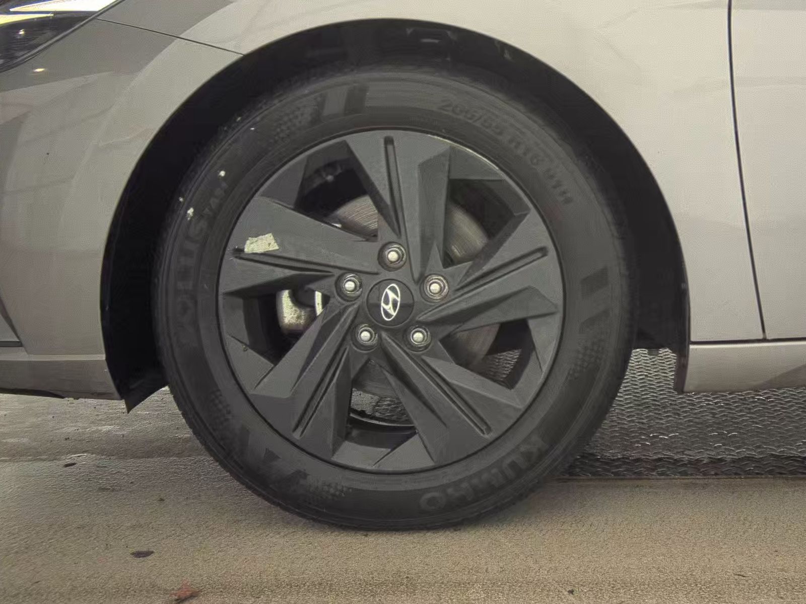 2023 Hyundai Elantra SEL FWD