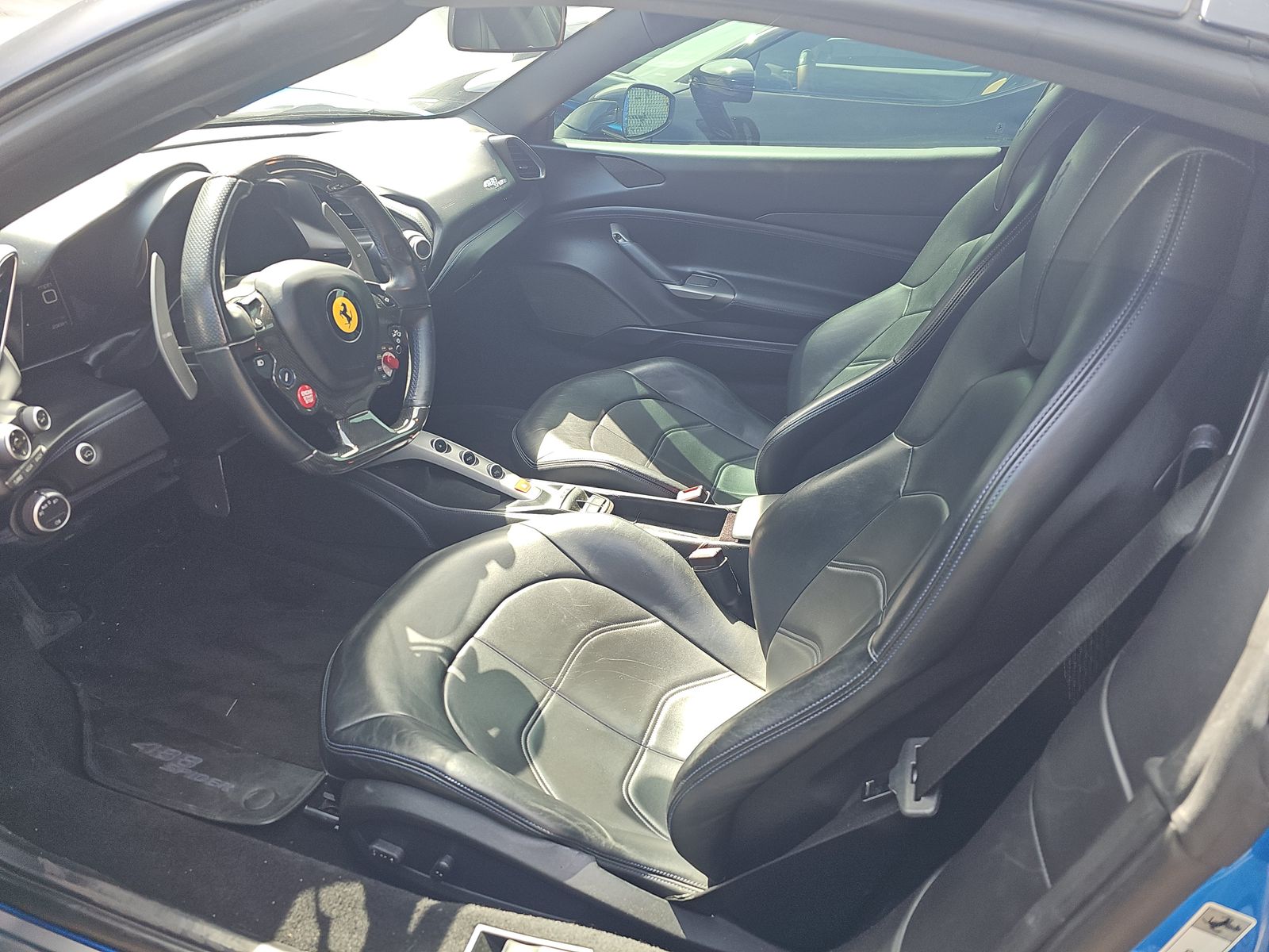 2017 Ferrari 488 Base RWD