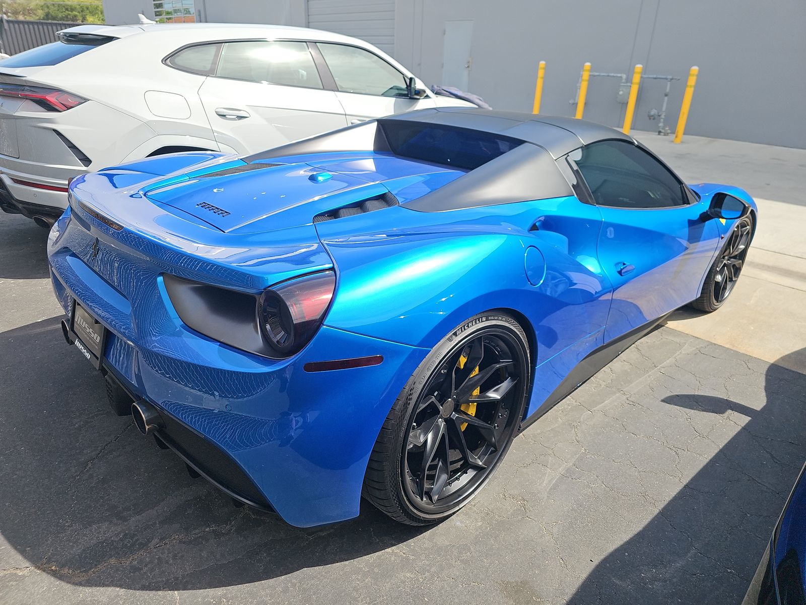 2017 Ferrari 488 Base RWD