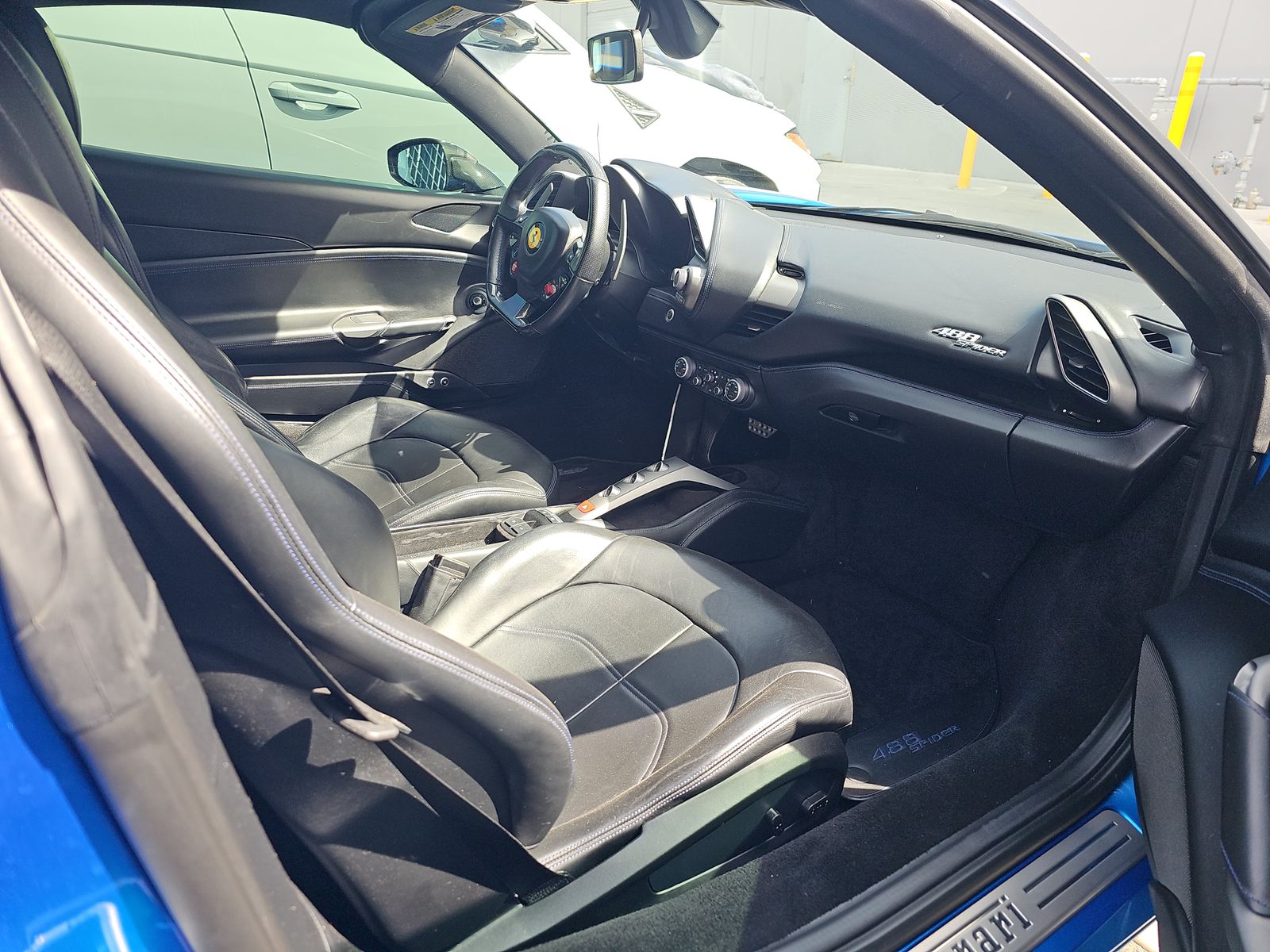 2017 Ferrari 488 Base RWD