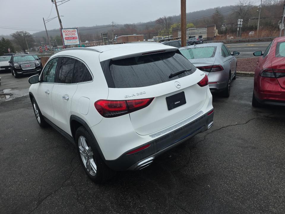 MERCEDES-BENZ GLA-CLASS - 7