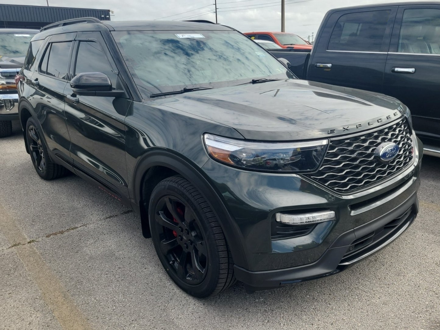 2022 Ford Explorer ST AWD