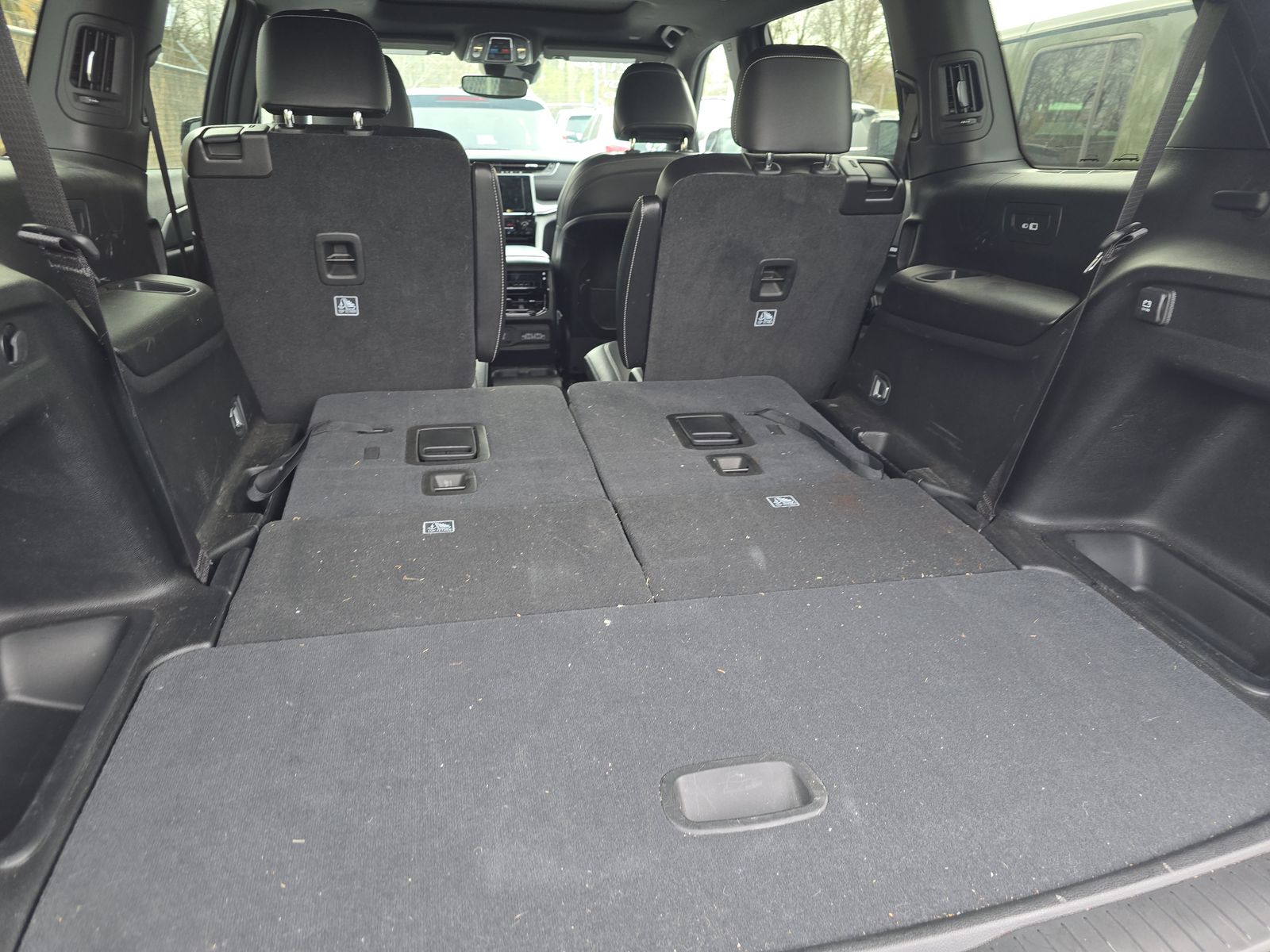 2023 Jeep Grand Cherokee L Altitude AWD
