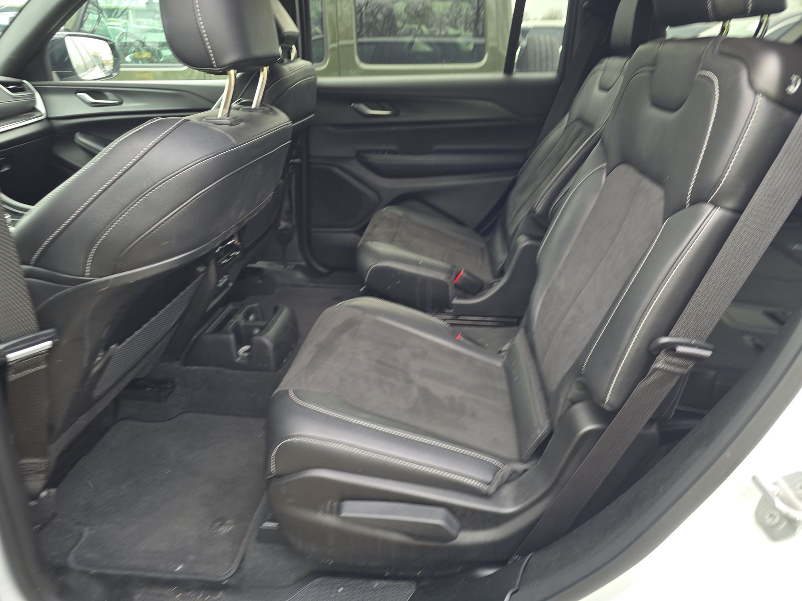 2023 Jeep Grand Cherokee L Altitude AWD