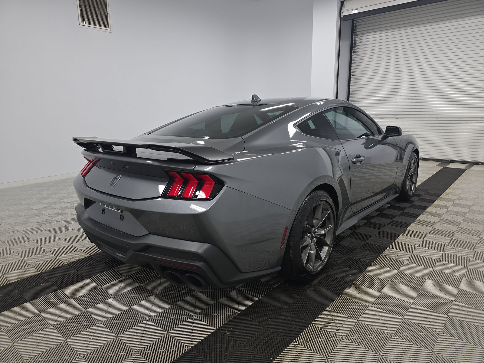 2025 Ford Mustang Dark Horse RWD