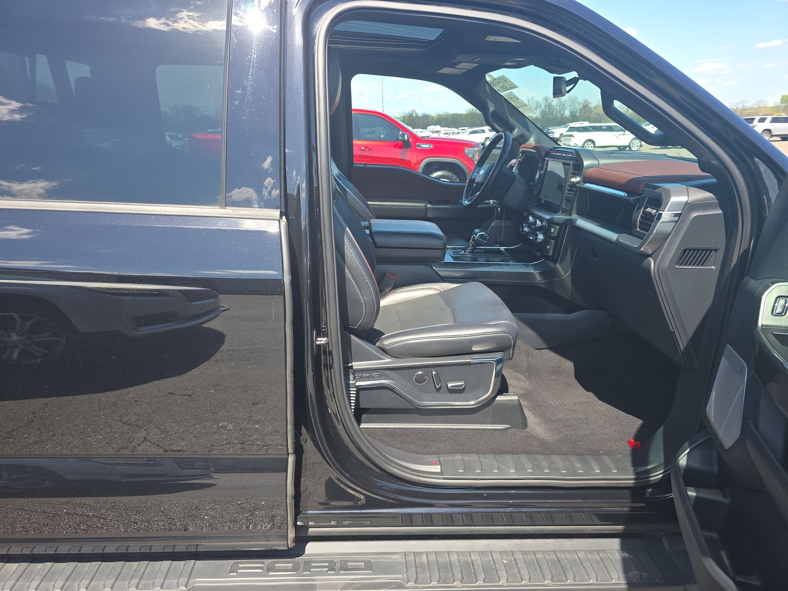 2023 Ford F-150 Hybrid Lariat AWD