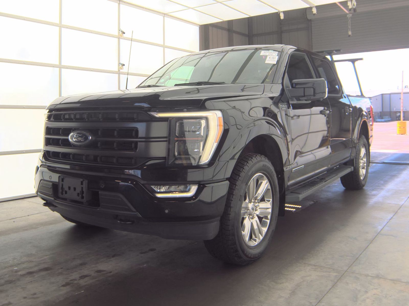 2023 Ford F-150 Hybrid Lariat AWD