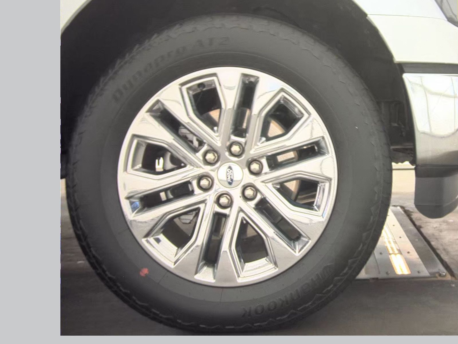 2024 Ford F-150 Lariat AWD