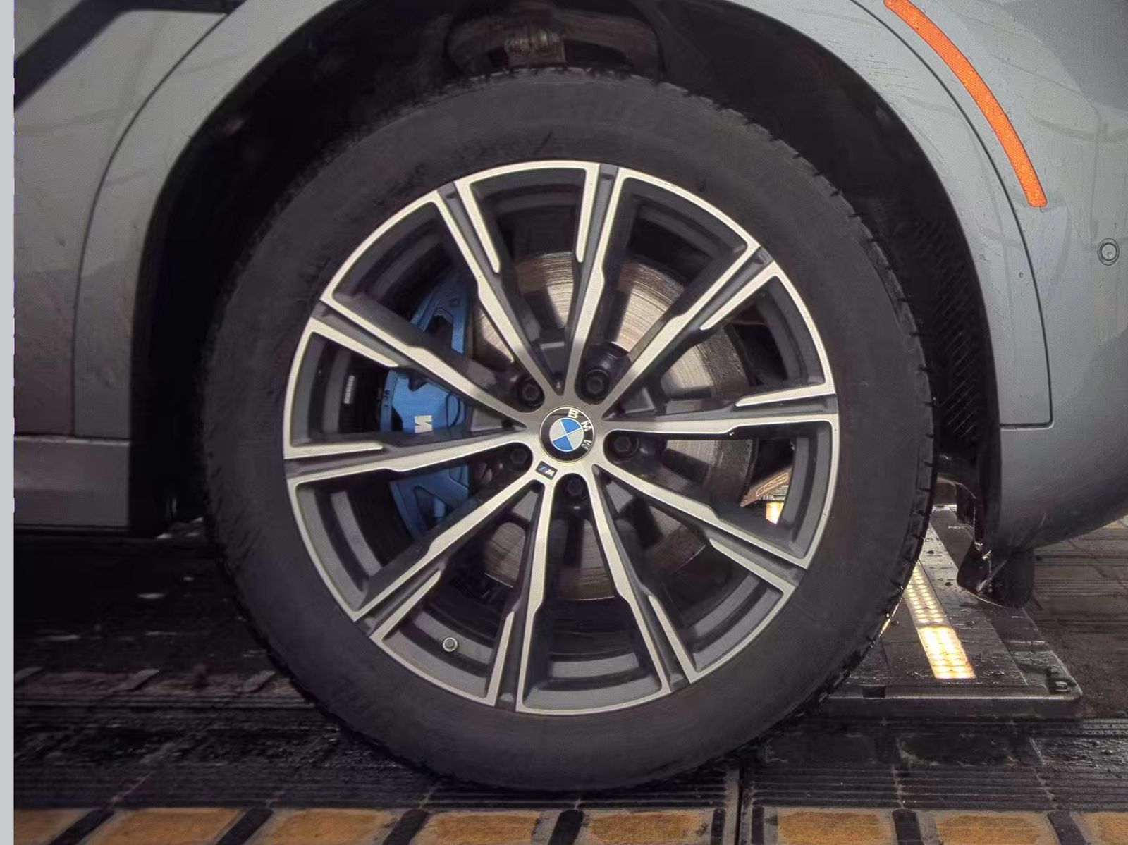 2026 BMW X6 xDrive40i AWD