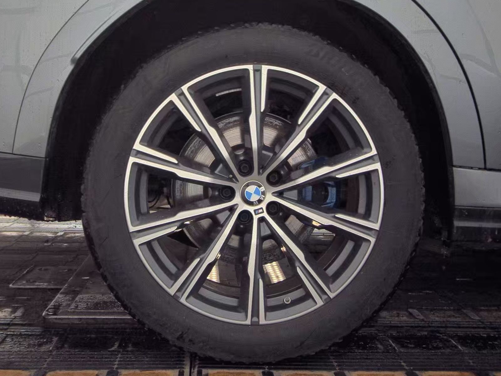 2026 BMW X6 xDrive40i AWD