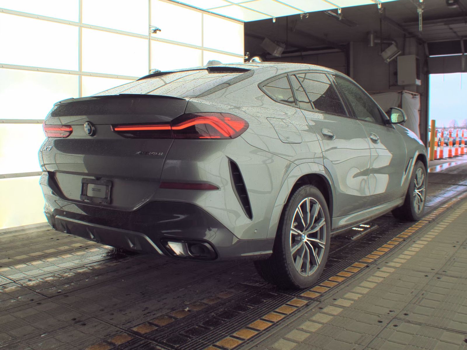 2026 BMW X6 xDrive40i AWD