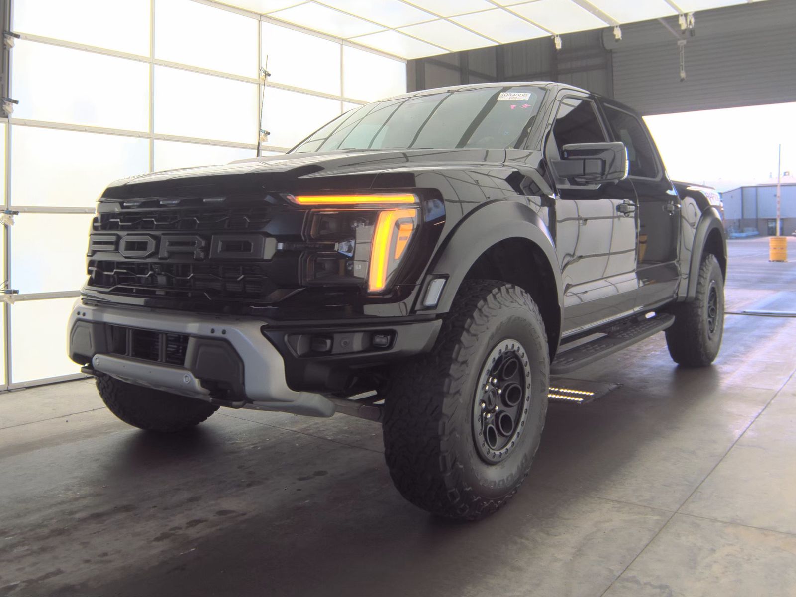 2025 Ford F-150 Raptor AWD