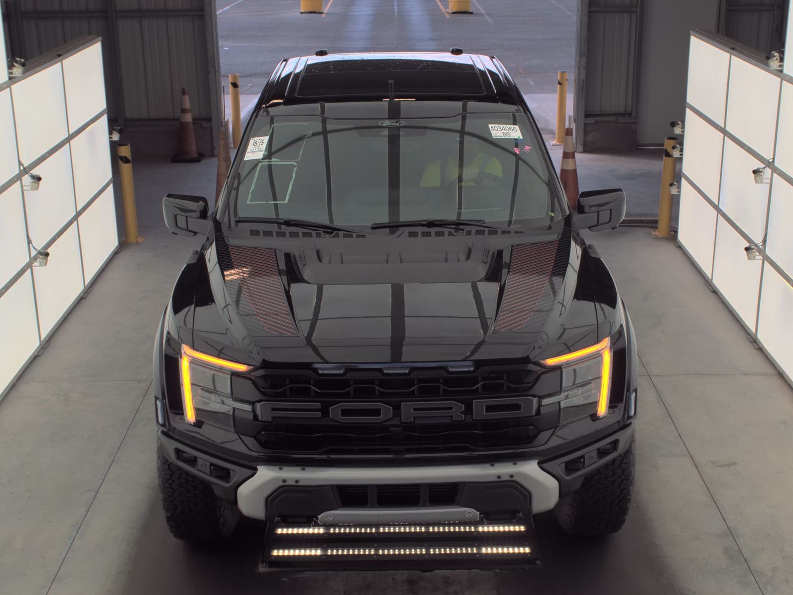 2025 Ford F-150 Raptor AWD