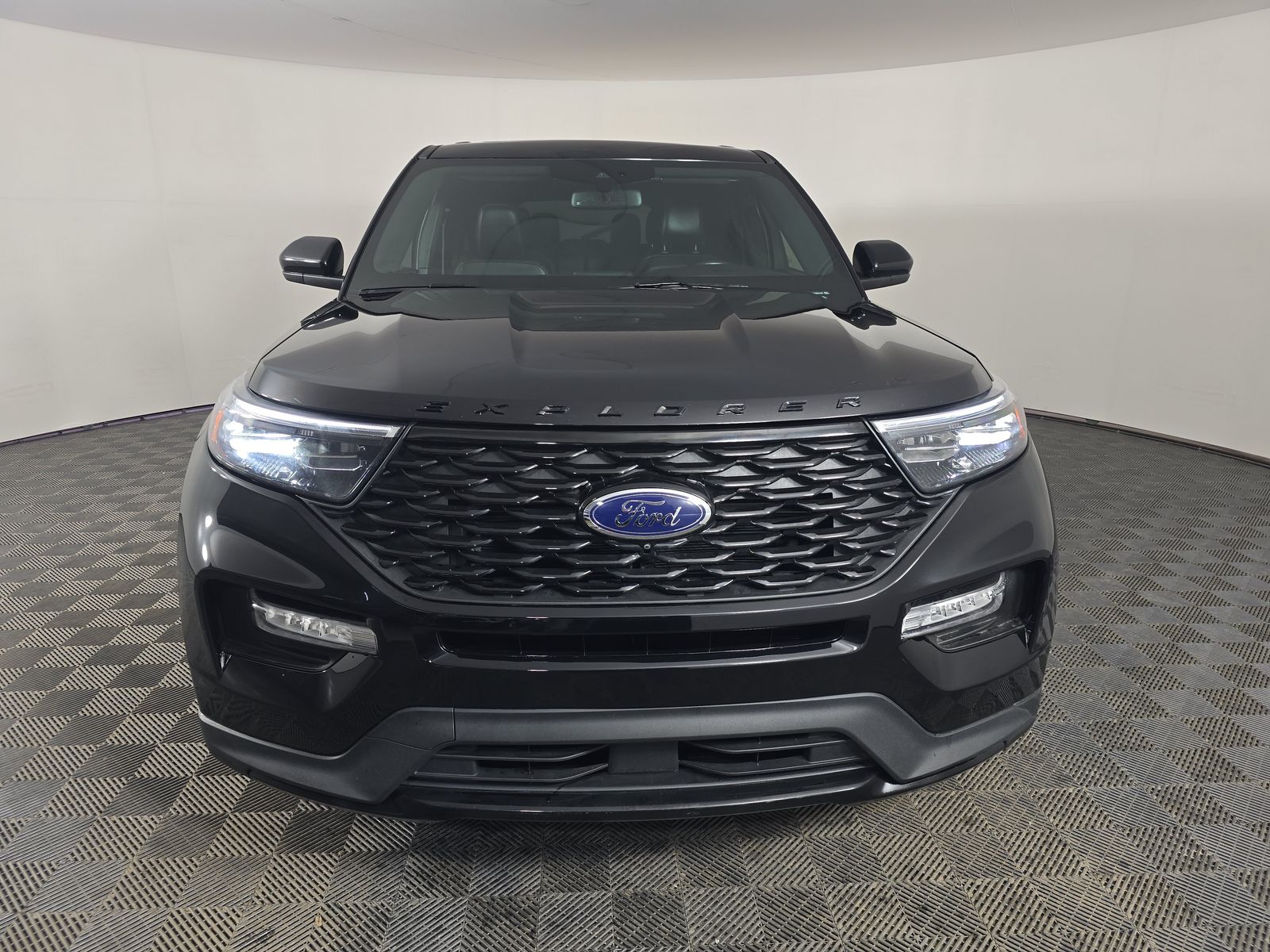 2022 Ford Explorer ST-Line AWD