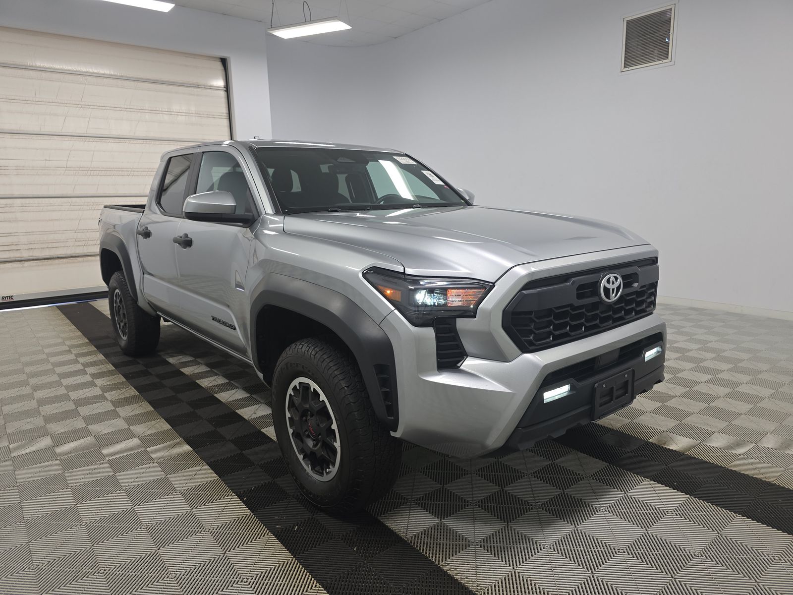 2024 Toyota Tacoma TRD Off-Road AWD