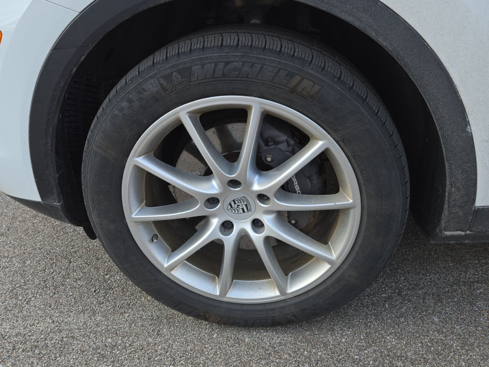 2019 Porsche Cayenne E-Hybrid AWD