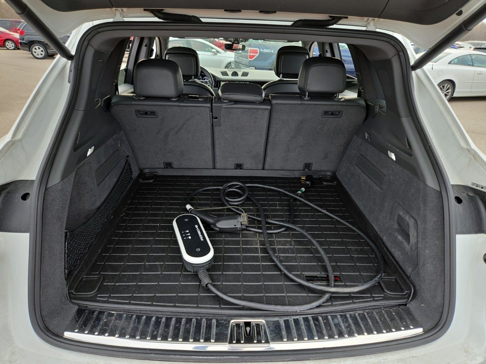 2019 Porsche Cayenne E-Hybrid AWD