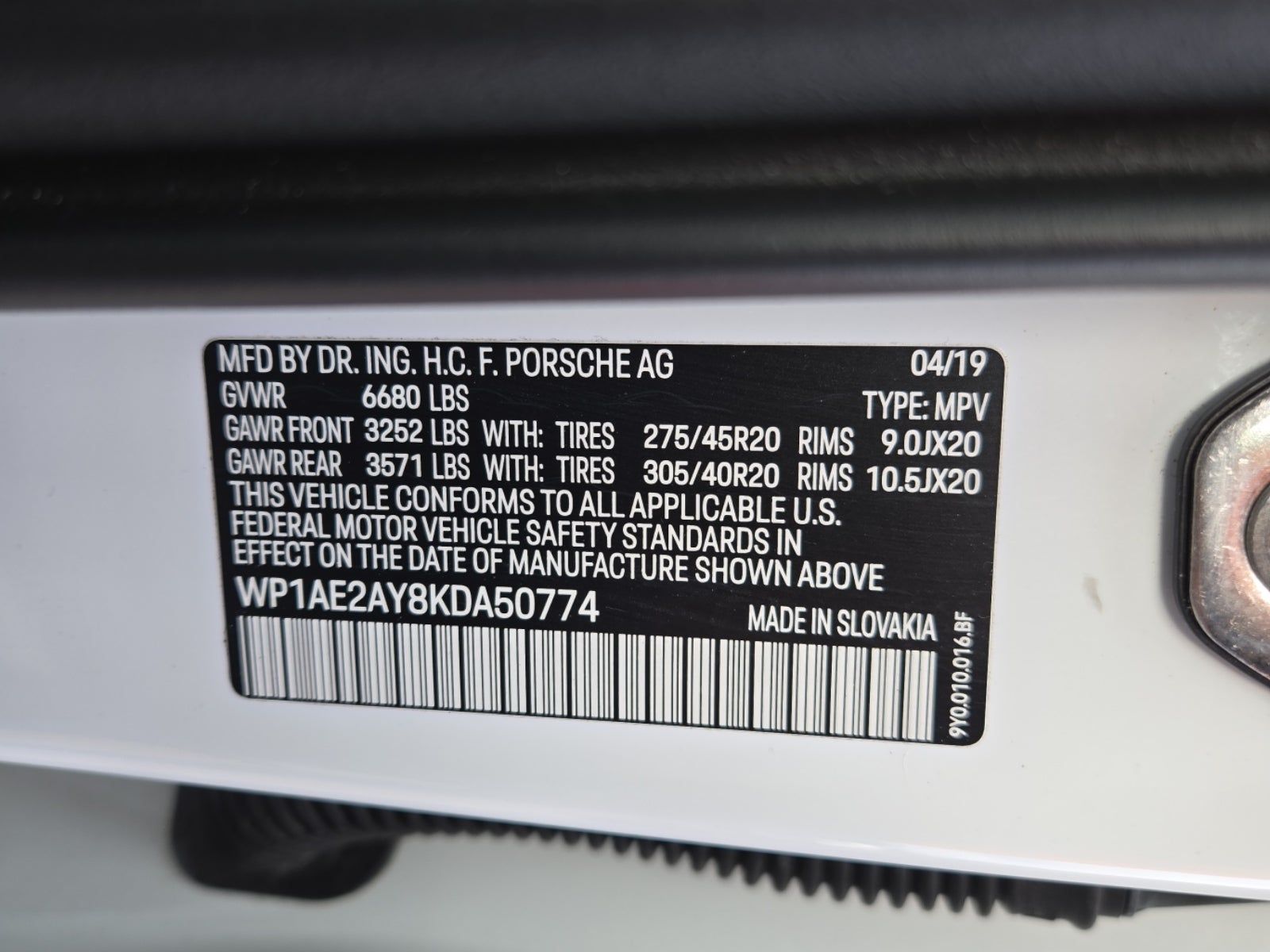 2019 Porsche Cayenne E-Hybrid AWD