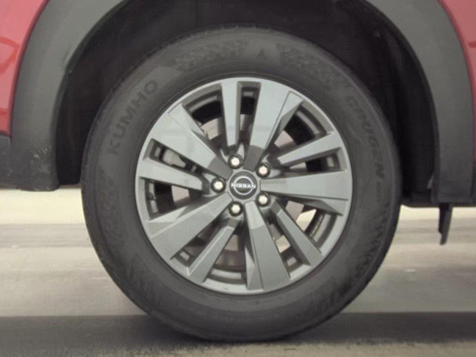 2025 Nissan Pathfinder SV AWD