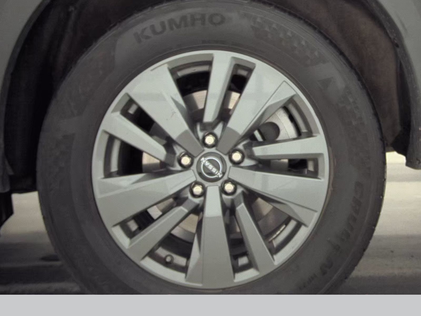 2025 Nissan Pathfinder SV AWD