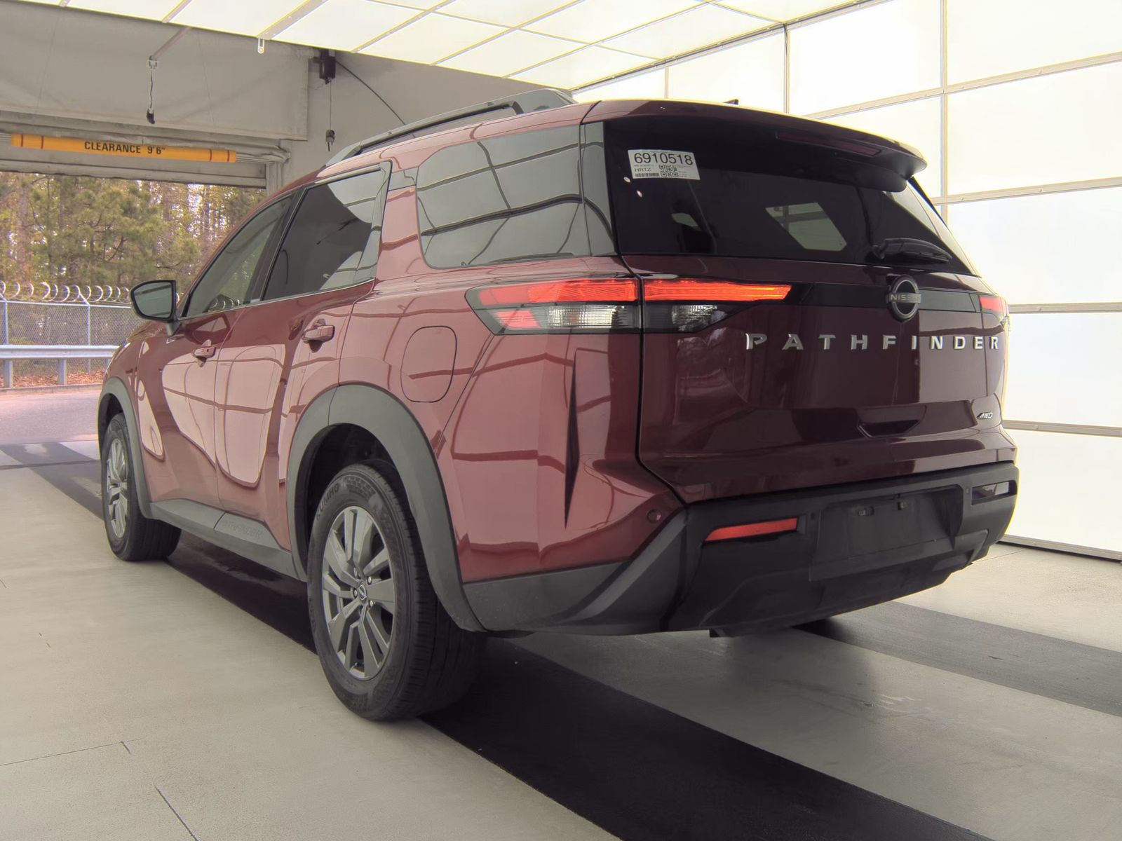 2025 Nissan Pathfinder SV AWD