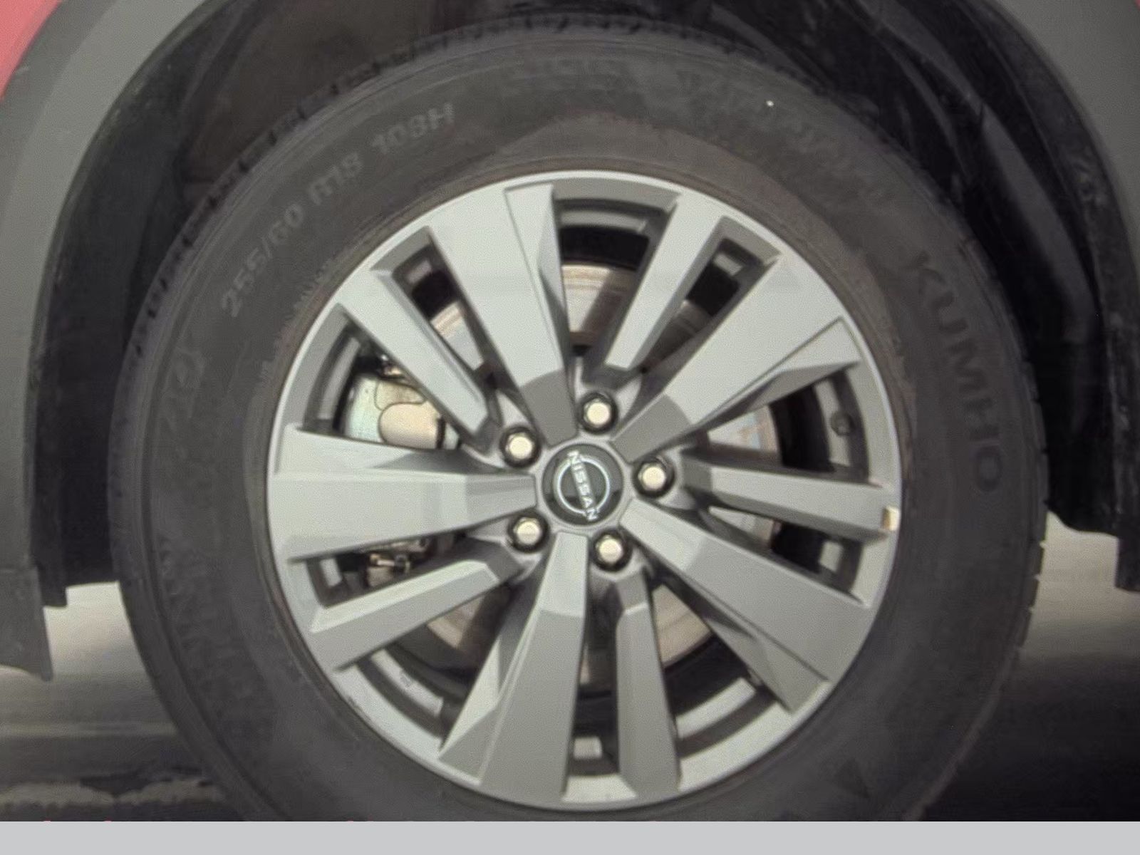 2025 Nissan Pathfinder SV AWD