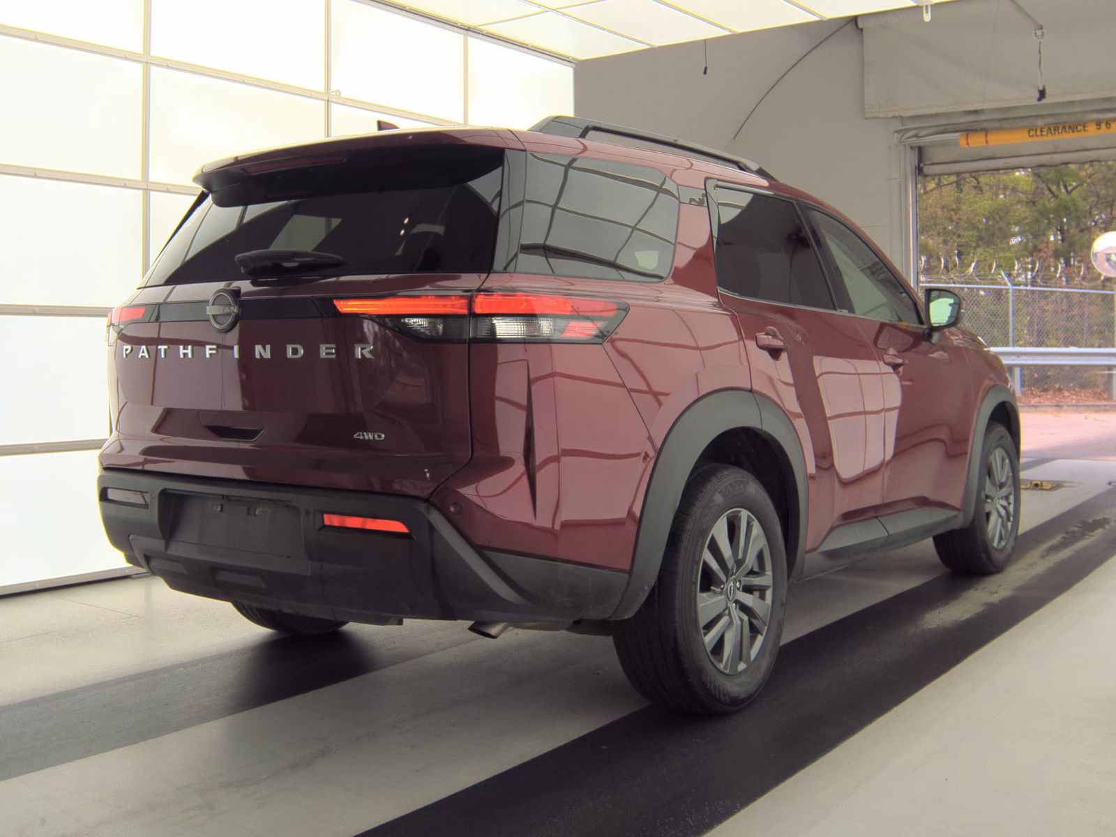 2025 Nissan Pathfinder SV AWD