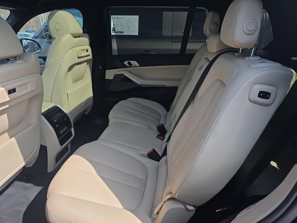 2021 BMW X7 xDrive40i AWD