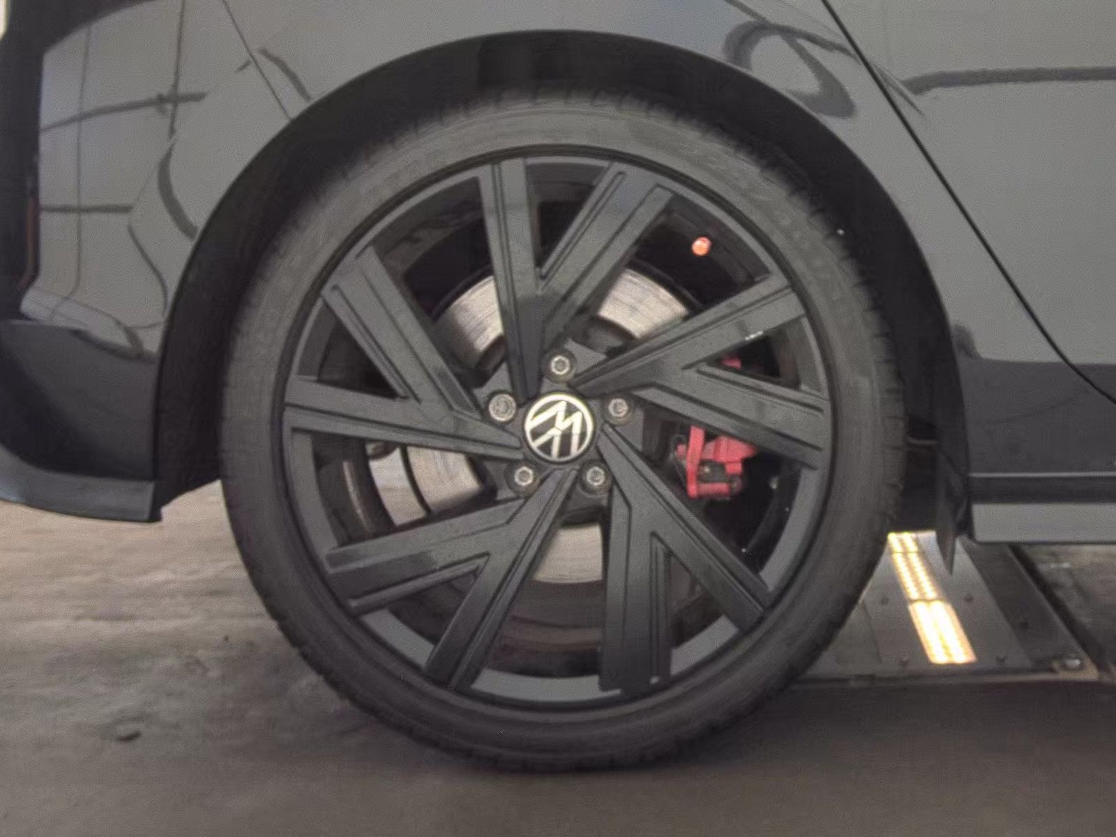 2022 Volkswagen Golf GTI 2.0T SE FWD